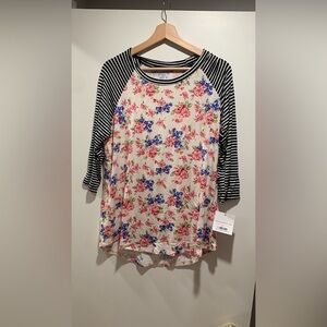 3/4 Sleeve Top - Chris & Carol